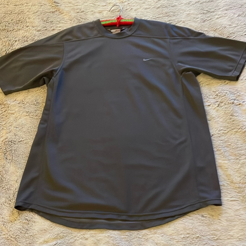 Nike Large Dri-Fit Charcoal Color